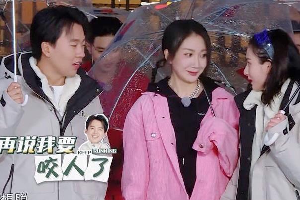 163身高的女明星_明星真实身高_赵露思身高测量