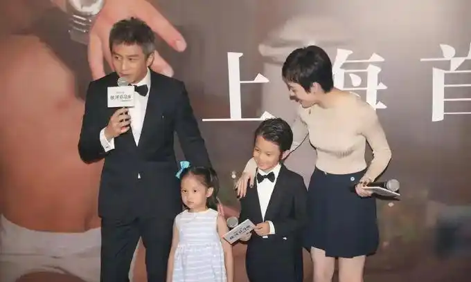 娱乐圈模范夫妻_娱乐圈夫妻有哪些照片_明星配偶爱情故事